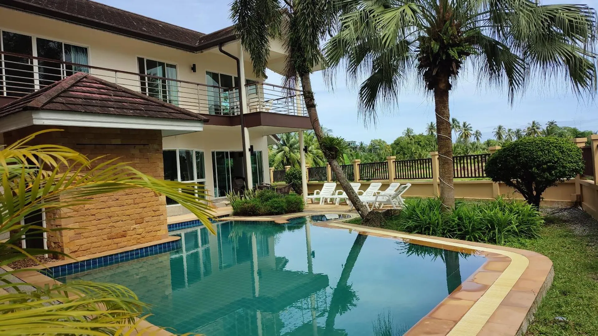 Villa Wonderful Beach Villa, Perfect Location Khao Lak Thailand
